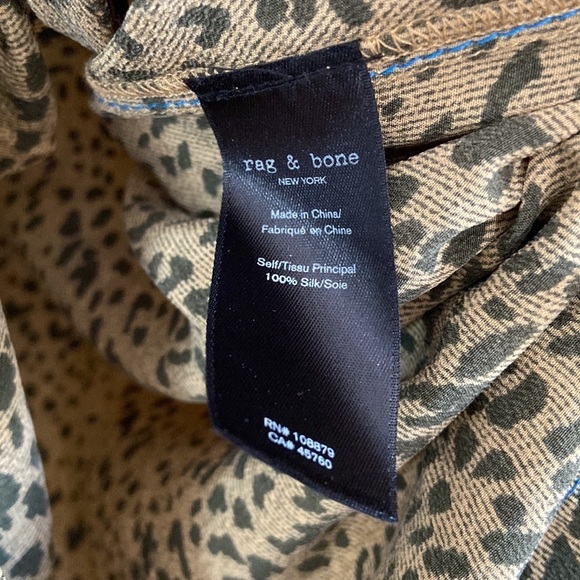 Rag & Bone- Shields Leopard Print Silk Top In Olive - Picture 9 of 16